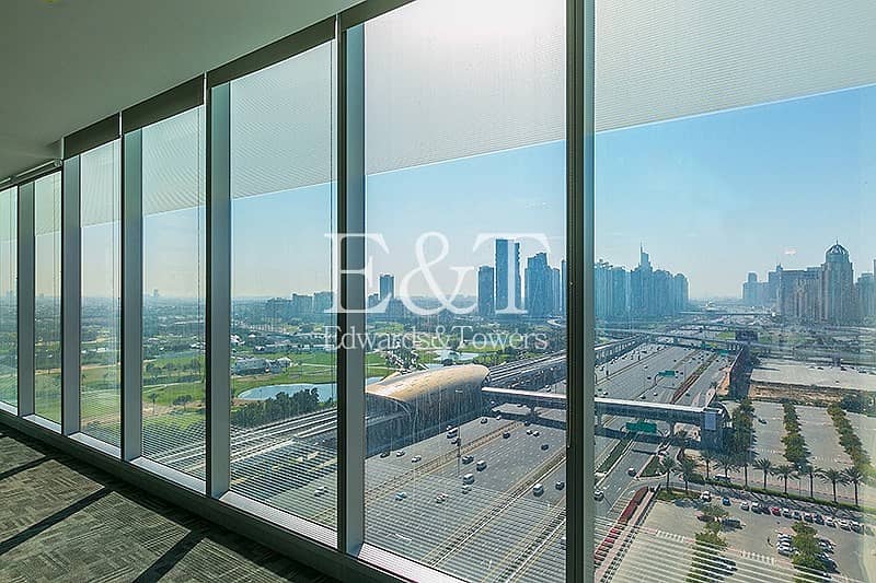 5 Fully Fitted Office in Arenco Tower SZR