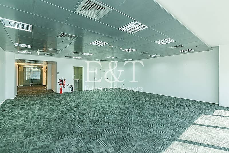 11 Fully Fitted Office in Arenco Tower SZR