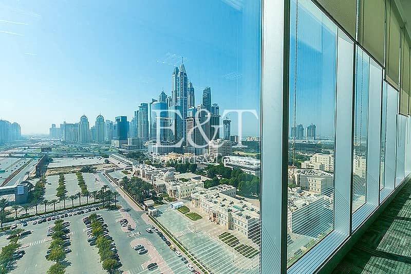 12 Fully Fitted Office in Arenco Tower SZR