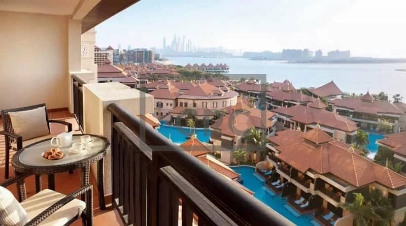 10 Luxury Hotel Penthouse living on the Palm Jumeirah