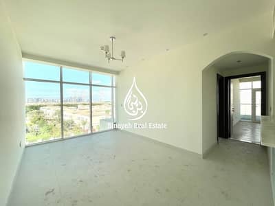Spacious 2 BHK| Credit Card Accepted |Park View Spacious 2 BHK| Credit Card Accepted |Park View