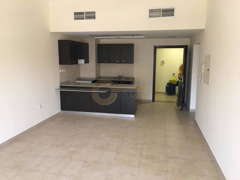 6 Steal Deal| Exquisite 1bed| Open Kitchen| Remraam