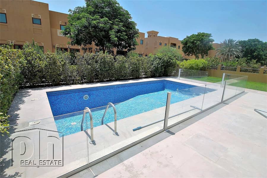 Stunning 3 Bed Villa With Private Pool..
