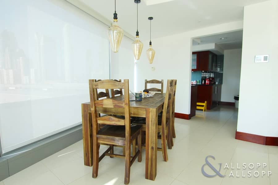 5 Modern Apartment | Burj Views | 1743 SqFt