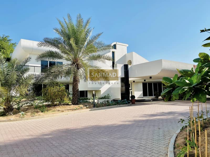 G +1 Commercial Villa for Rent in Jumeirah 1 ! Prime Location