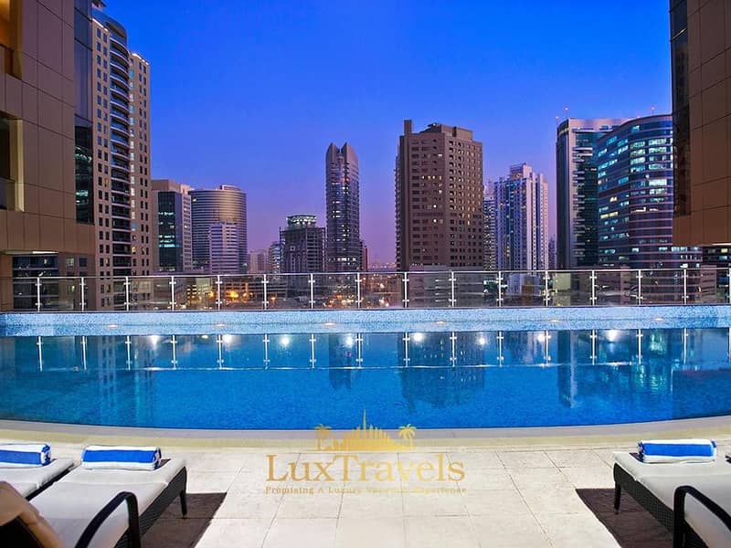 19 Lux BnB 1BD Serviced Apartment/ Balcony/ Pool