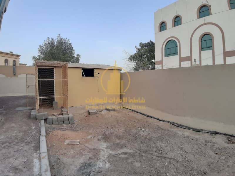 37 Stand Alone 7-BR Villa walking distance to Al Forsan Mall (suitable for family or company staff)