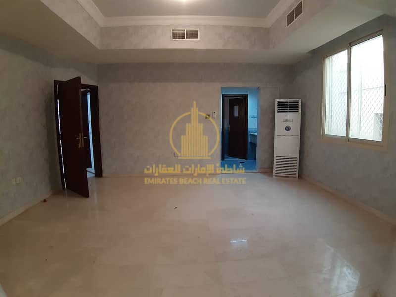 84 Stand Alone 7-BR Villa walking distance to Al Forsan Mall (suitable for family or company staff)