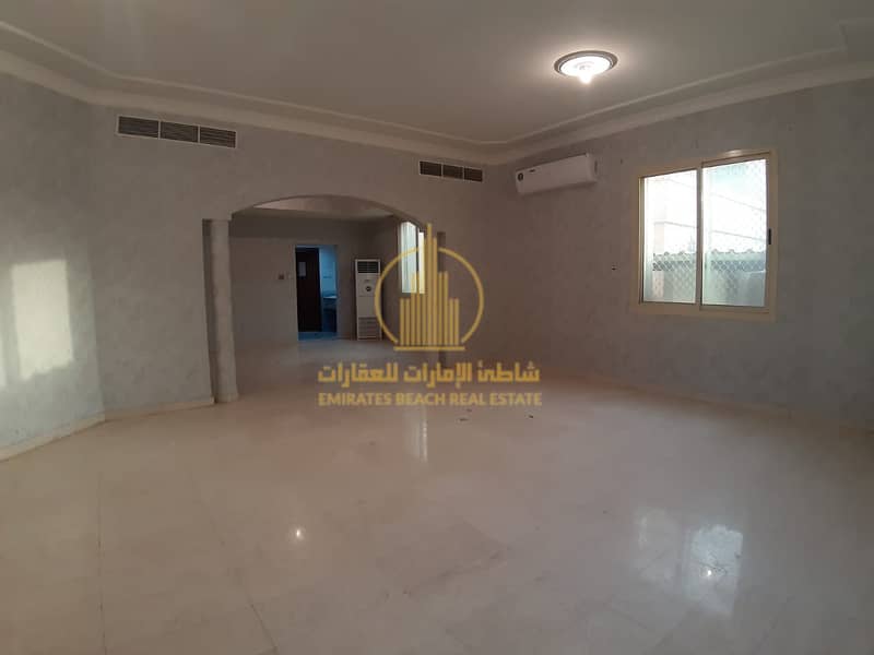 86 Stand Alone 7-BR Villa walking distance to Al Forsan Mall (suitable for family or company staff)