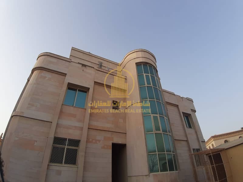 88 Stand Alone 7-BR Villa walking distance to Al Forsan Mall (suitable for family or company staff)