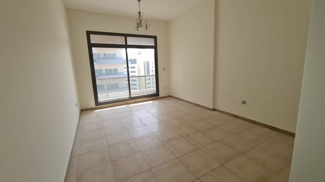 No Chiller ! Large and Spacious 1BR Apartment For Rent