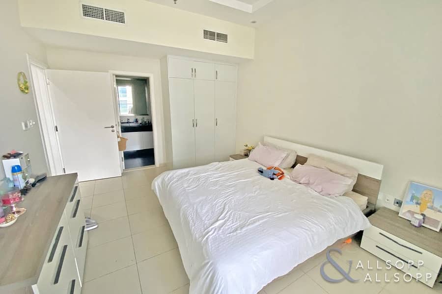 8 2 Bedrooms | Furnished | Available Now