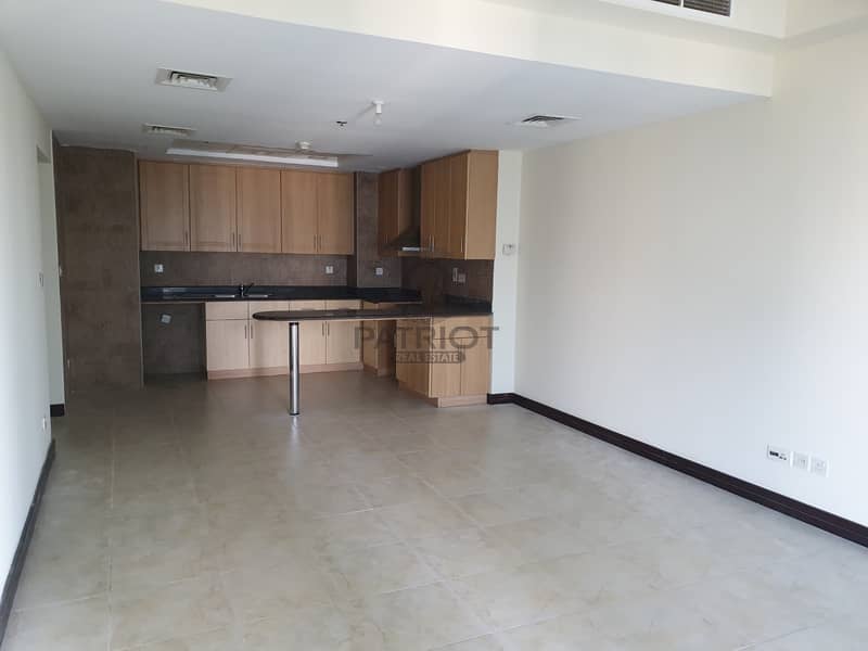 7 Spacious One Bedroom Apartment For Sale Without Balcony