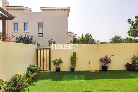 Type 1M | Pool and Park | Call Sarah Now Type 1M | Pool and Park | Call Sarah Now