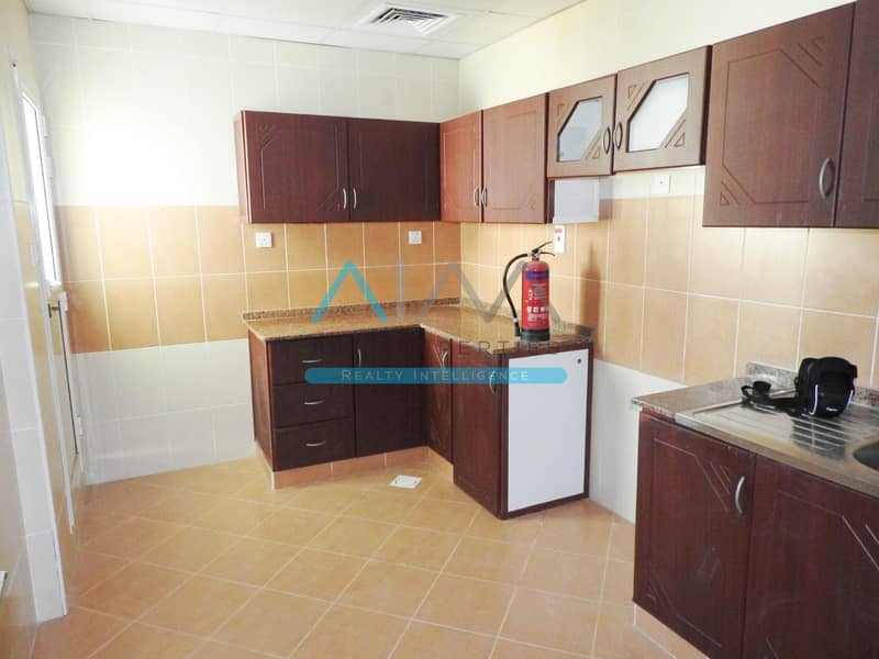 Huge 1BR w. Closed Kitchen(Balcony w. Kitchen) at -