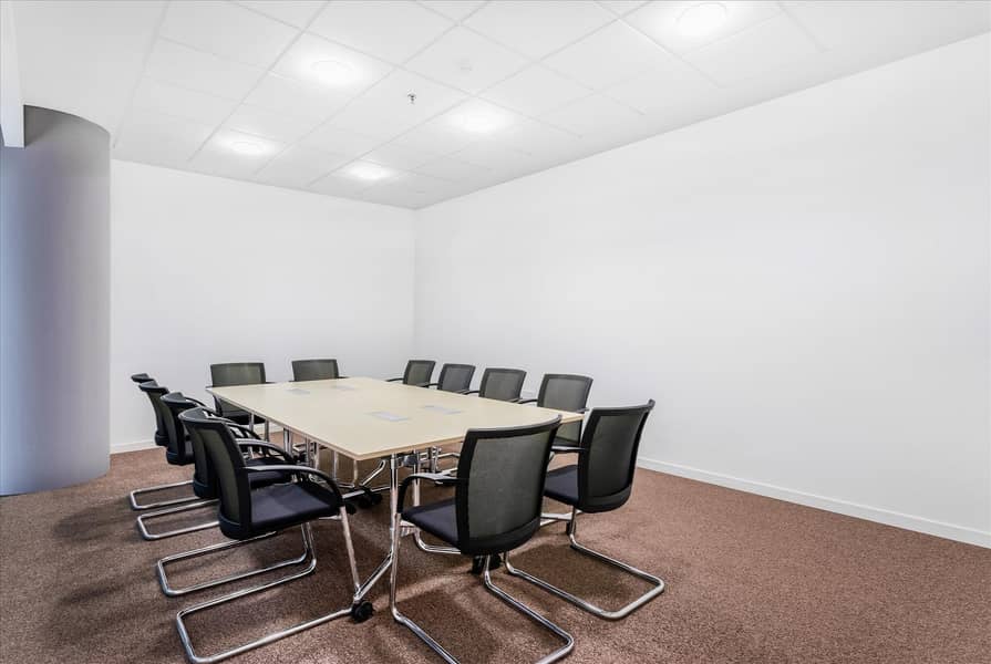 Open plan office space for 10 persons in SHARJAH, Mega Mall