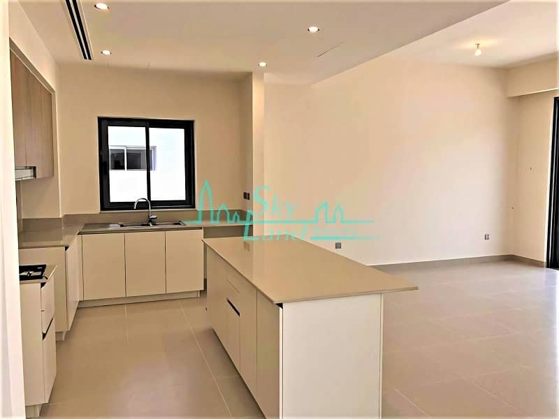 9 Corner Unit |Exceptional Villa | Near Park