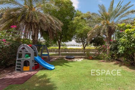 فیلا 3 غرف نوم للبيع في الينابيع، دبي - Prime Location | Lake View | Type 2E فیلا 3 غرف نوم للبيع في الينابيع، دبي - Prime Location | Lake View | Type 2E
