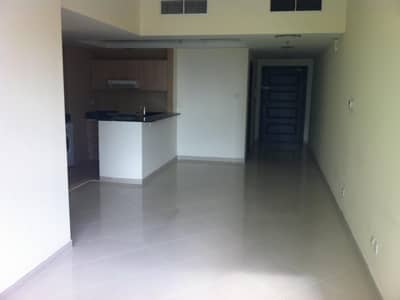 Elegant Layout Bright Apartment Lake View Elegant Layout Bright Apartment Lake View