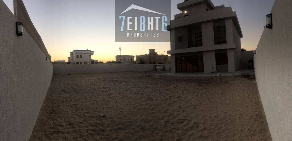7 Outstanding property: 5 b/r good quality indep villa + maids room + large garden for rent in Barsha South 1