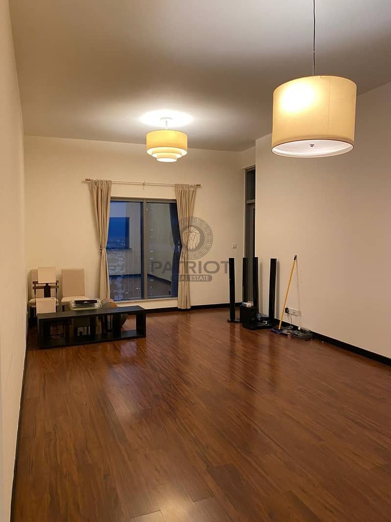 Spacious One Bed Room Apartment | High Floor |Unfurnished |Lake View Spacious One Bed Room Apartment | High Floor |Unfurnished |Lake View