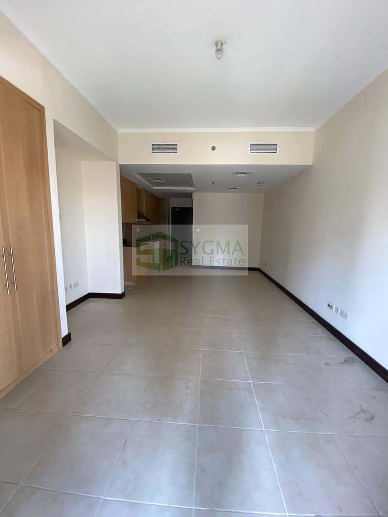 Genuine Listing Amazing Lake View Rented Genuine Listing Amazing Lake View Rented