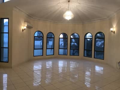 Luxury villa for rent in altwar (4 bed room+ hall+ majlas