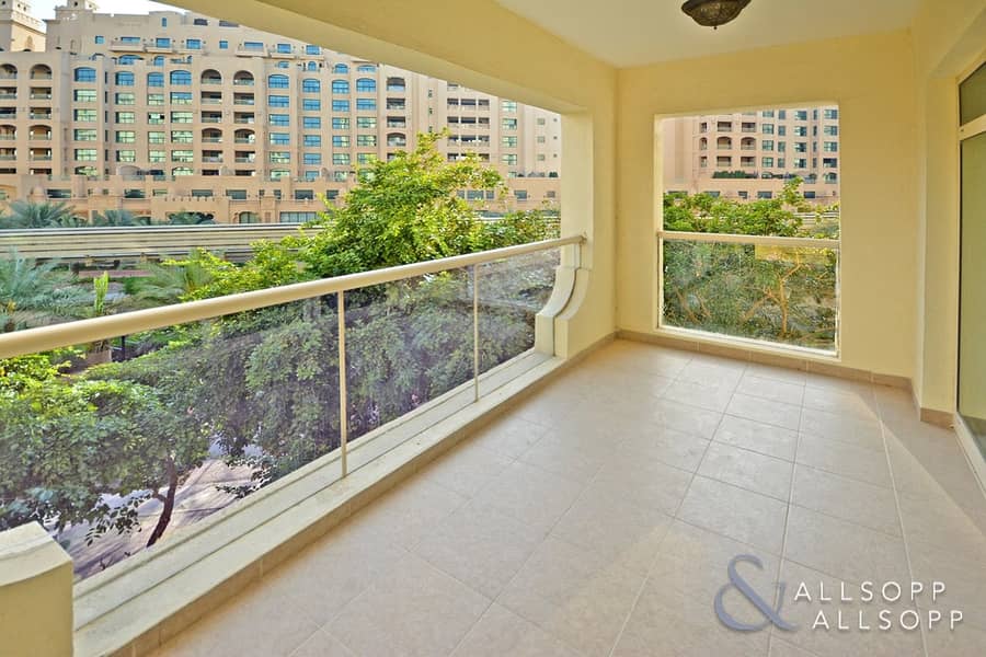 7 2 Bedrooms | Exclusive | A Must View Unit