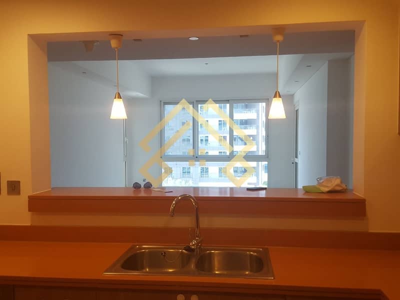 5 Stunning 2 Bedrooma+Maid Apartment For Rent in Palm Jumeirah. .