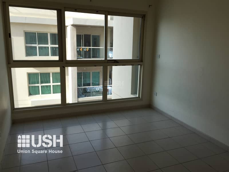 3 Corner 2BR Apt with Pool and Park View High Floor