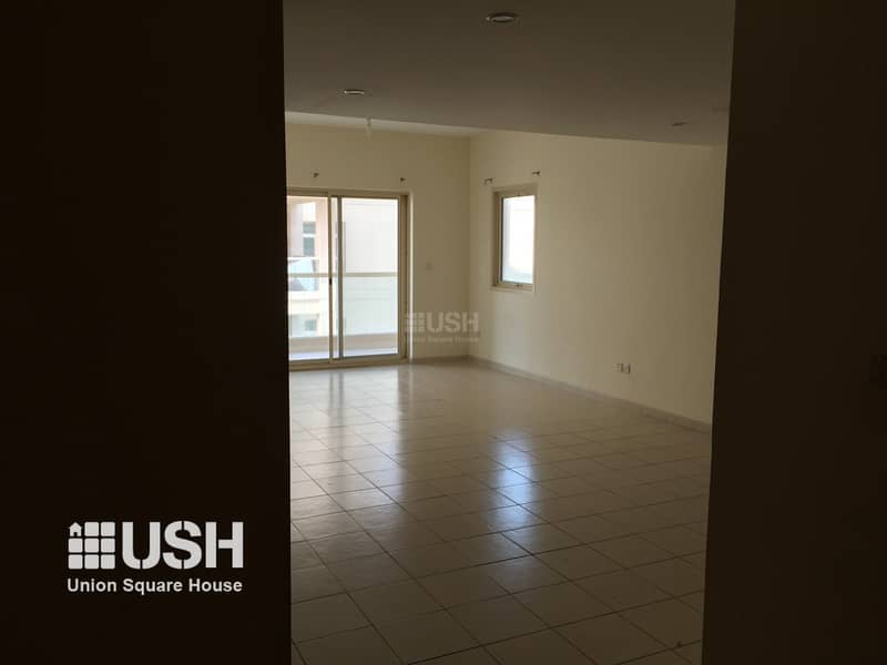 8 Corner 2BR Apt with Pool and Park View High Floor