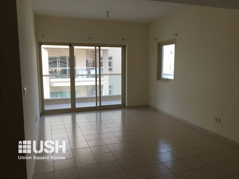 10 Corner 2BR Apt with Pool and Park View High Floor