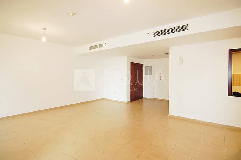 Mid Floor | Partial Sea View | Maid's Room