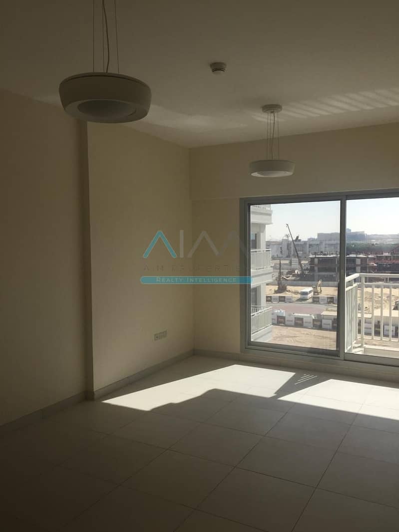 4 New Huge 2BR_Pool view_Near City Centre_Family building