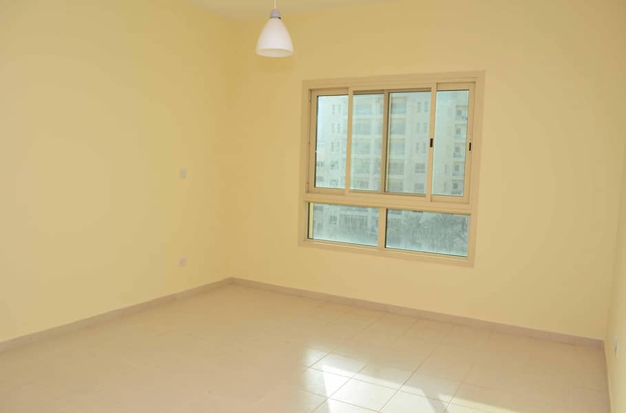 17 Superb 2BR Study POOL View in Greens Ready to Move-
