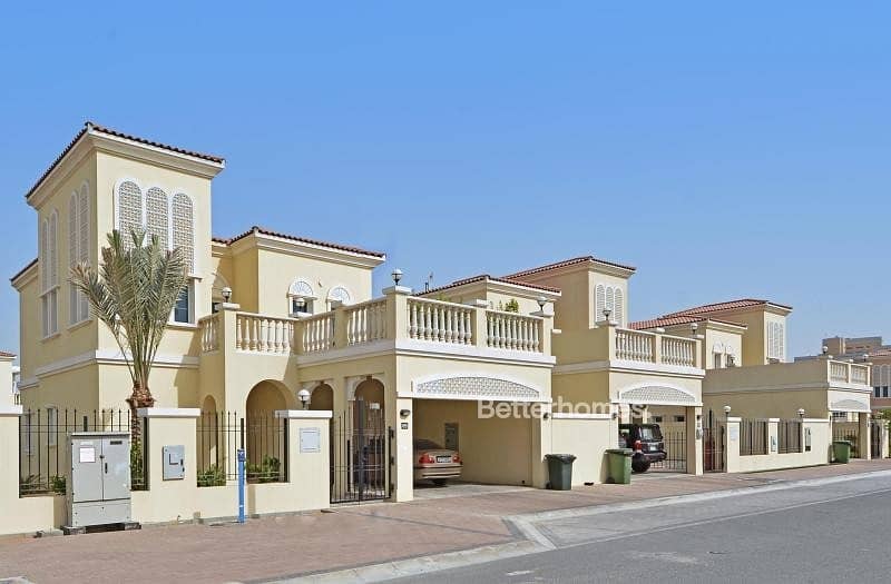 Beautiful large Nakheel Villas desirable address