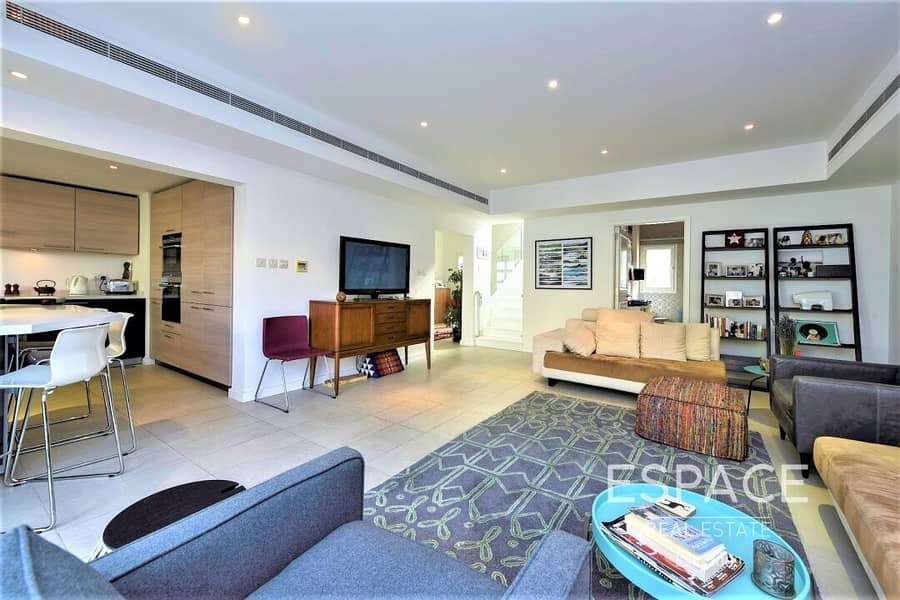 6 Exclusive | Upgraded and Extended 3 Beds