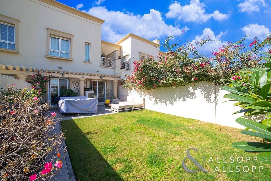 Exclusive | Single Row | Upgraded Villa Exclusive | Single Row | Upgraded Villa