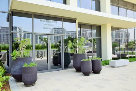 Brand New I Ground Floor I Garden & Community View Brand New I Ground Floor I Garden & Community View