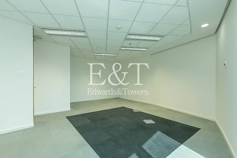 4 Fully Fitted Office in Ascott Park Place | SZR