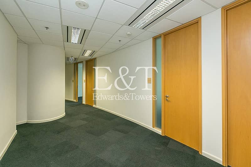 17 Fully Fitted Office in Ascott Park Place | SZR