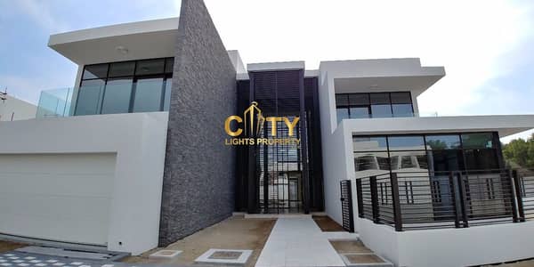 4 Bedroom Villa for Sale in Saadiyat Island, Abu Dhabi - Luxurious Living on a High-End Community 4 Bedroom Villa for Sale in Saadiyat Island, Abu Dhabi - Luxurious Living on a High-End Community