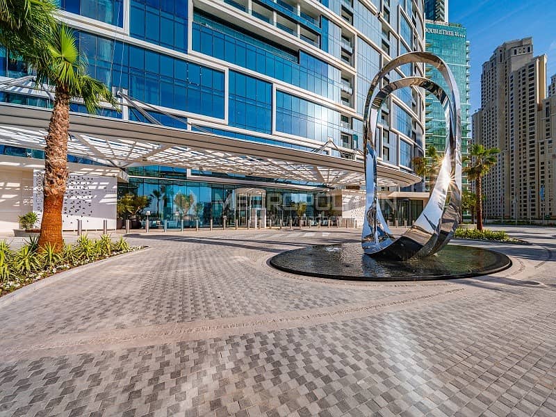 25 Middle Foor 1 BR | Marina View | Perfectly priced