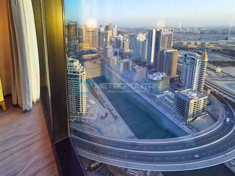 27 Luxury Living| High End Unit| Marina and City view