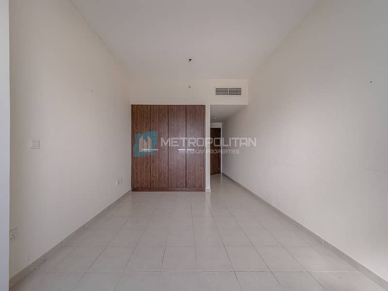 Park View | Spacious 1 Bedroom |  Ready to move in