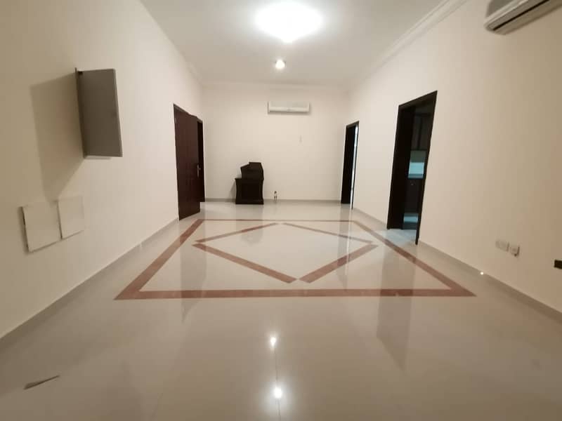 SPECIOUS 4 BED ROOM HALL WITH 80K 2 PAYMENTS AT MOHAMMED BIN ZAYED CITY