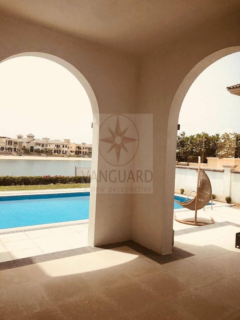 8 5 Bedroom Frond K Signature Villa in Palm Jumeirah