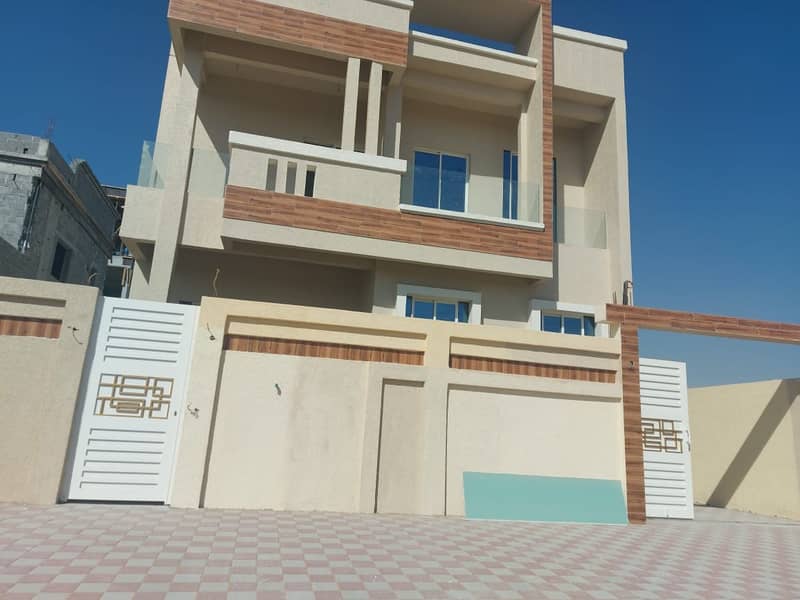 Finished villa, excellent location, and the price is serviced