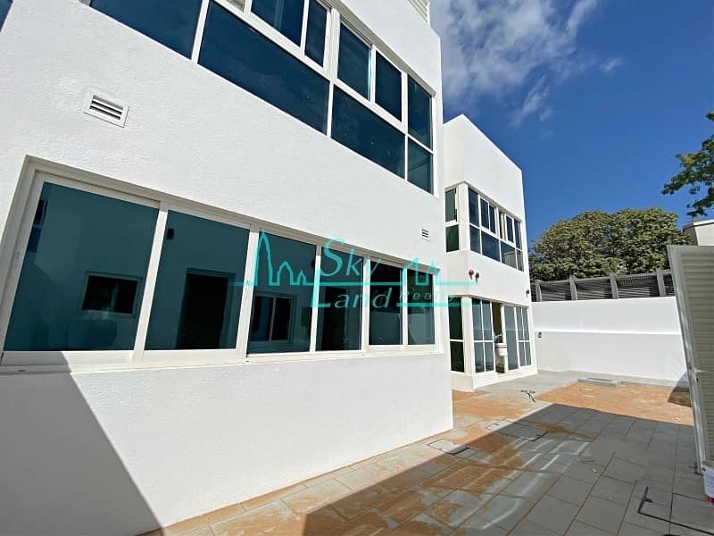 3 Brand New Commercial Villa For Rent In Umm Suqeim
