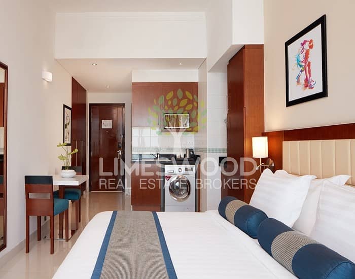 Deluxe Studio Hotel Apartment In Dubai Sports City